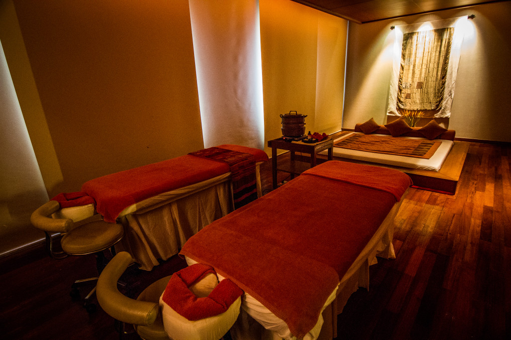 Chi Spa Massage table