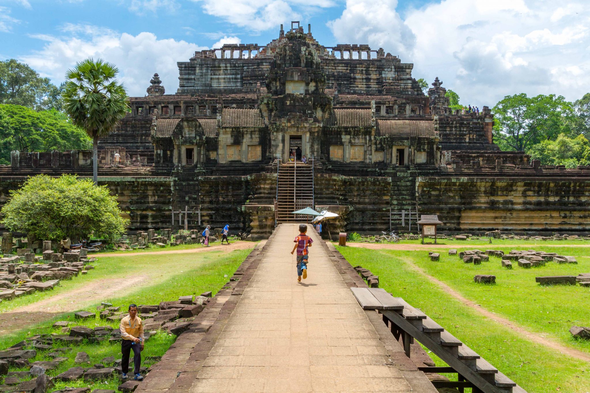 Photo Essay: Exploring Angkor Wat Temple Complex in Cambodia